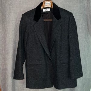 Vintage Women’s Dumas Wool Blazer Velvet Neck Line